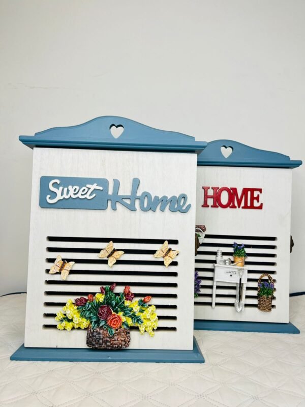 Wood House Shaped Key Holder Box